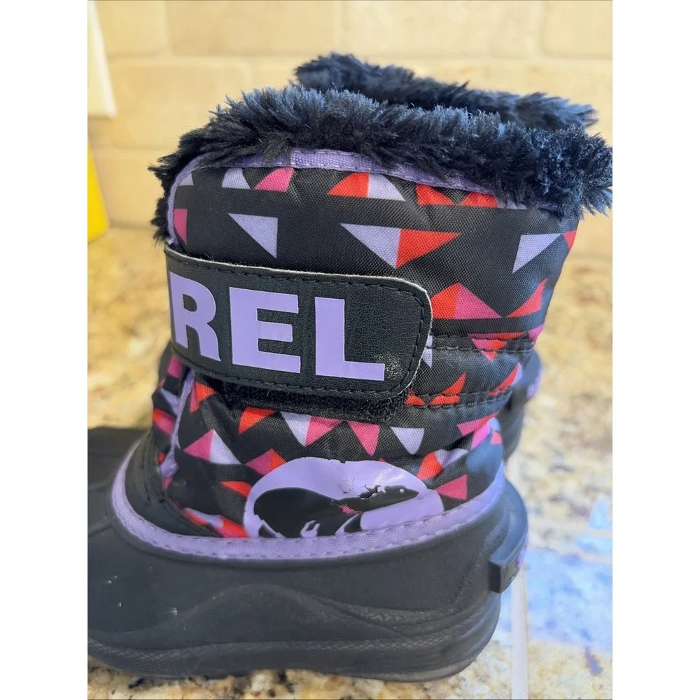 Sorel Purple/Black Geometric Commander‎ Print Faux Fur Trim Snow Boots Child 9